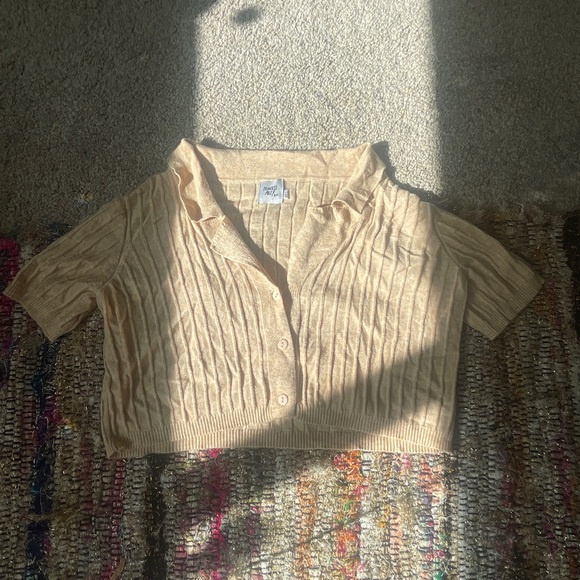 Princess Polly button up, beige top - Picture 2 of 4